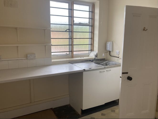 Offices at Southlea House, Henley-on-Thames, Office To Let - Internal11.jpg