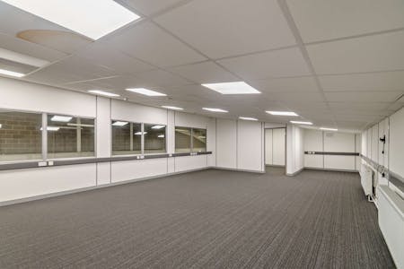 Fieldhead Business Park, Great Russell Court, Bradford, Industrial/Logistics / Trade Counter To Let - 8617863-interior16-800.jpg