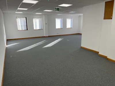 Ground Floor Offices, Unit 7 Bell Business Park, Aylesbury, Office To Let - IMG_0089.JPEG