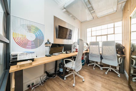 18 East Tenter Street, London, Office For Sale - Int 5.jpg