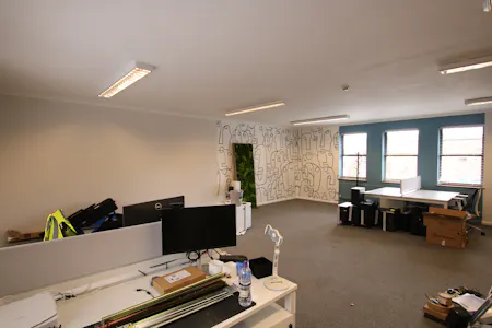 Unit 9 Winchester Place, Poole, Office To Let - IMG_5023.JPG