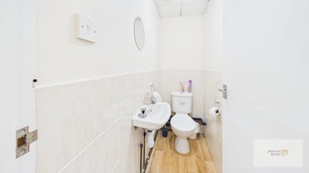 16-20 Heaton Fold, Bury, Office / Warehouse / Workshops To Let - First Floor W.C.