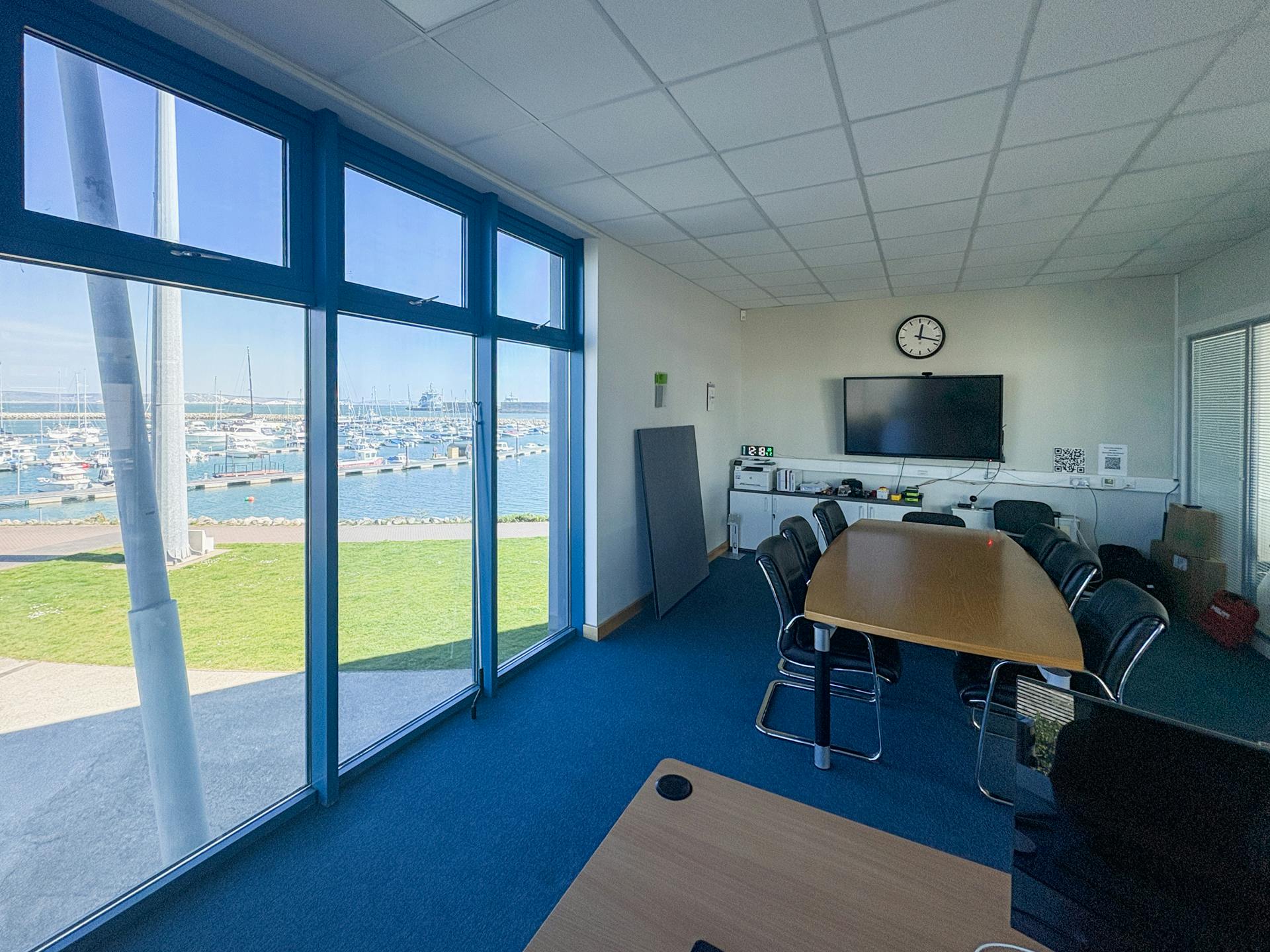 Retail/Shop in Portland - photo 3