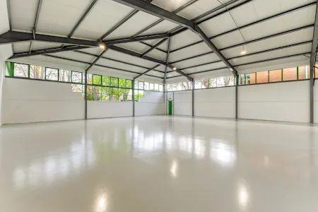 Unit 20, Shepperton Business Park, Shepperton, Industrial / Warehouse To Let - 115557_Unit-20-Shepperton (19)_low.jpg