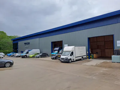 Unit A, Oakhurst Business Park, Horsham, Industrial/Logistics / Warehouse / Industrial / Warehouse To Let - 20260518_150712.jpg