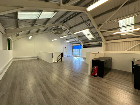 Unit 4 Aerodrome Road, Hendon, Industrial / Offices To Let - 20260928_153155431_iOS.jpg