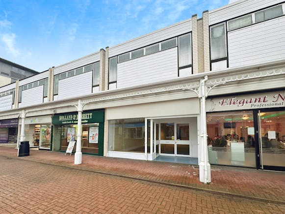 14 The Willows, Wickford, Retail To Let - 33bf53cf-WhatsApp 20Image 202024-12-10 20at 2011.30.00_910810a7.jpg