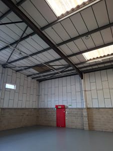 Units 2 & 4, 79 Sumner Road, Croydon, Industrial / Warehouse To Let - 79 Sumner Rd Croydon 4.jpeg