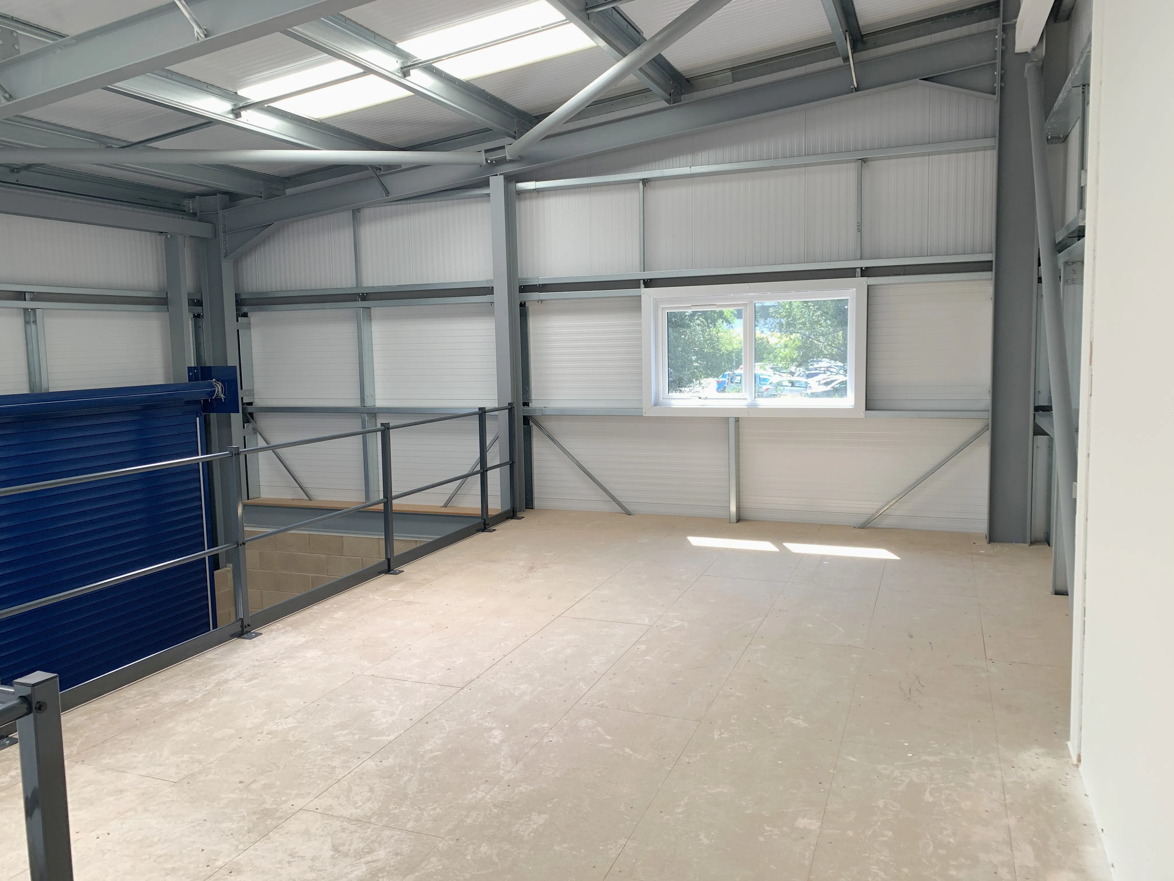 Unit 10 Worthing Business Park, Worthing, Industrial To Let - IMG_3643.JPG