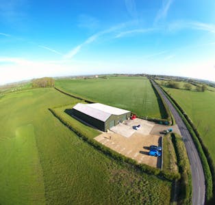 Hart Hill Barn, Granborough Road, Buckingham, E (Commercial / Business / Service) / Industrial To Let - Main photo.jpg