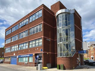 Community House, 15 New Bedford Road, Luton, Office / Office To Let - Image 1