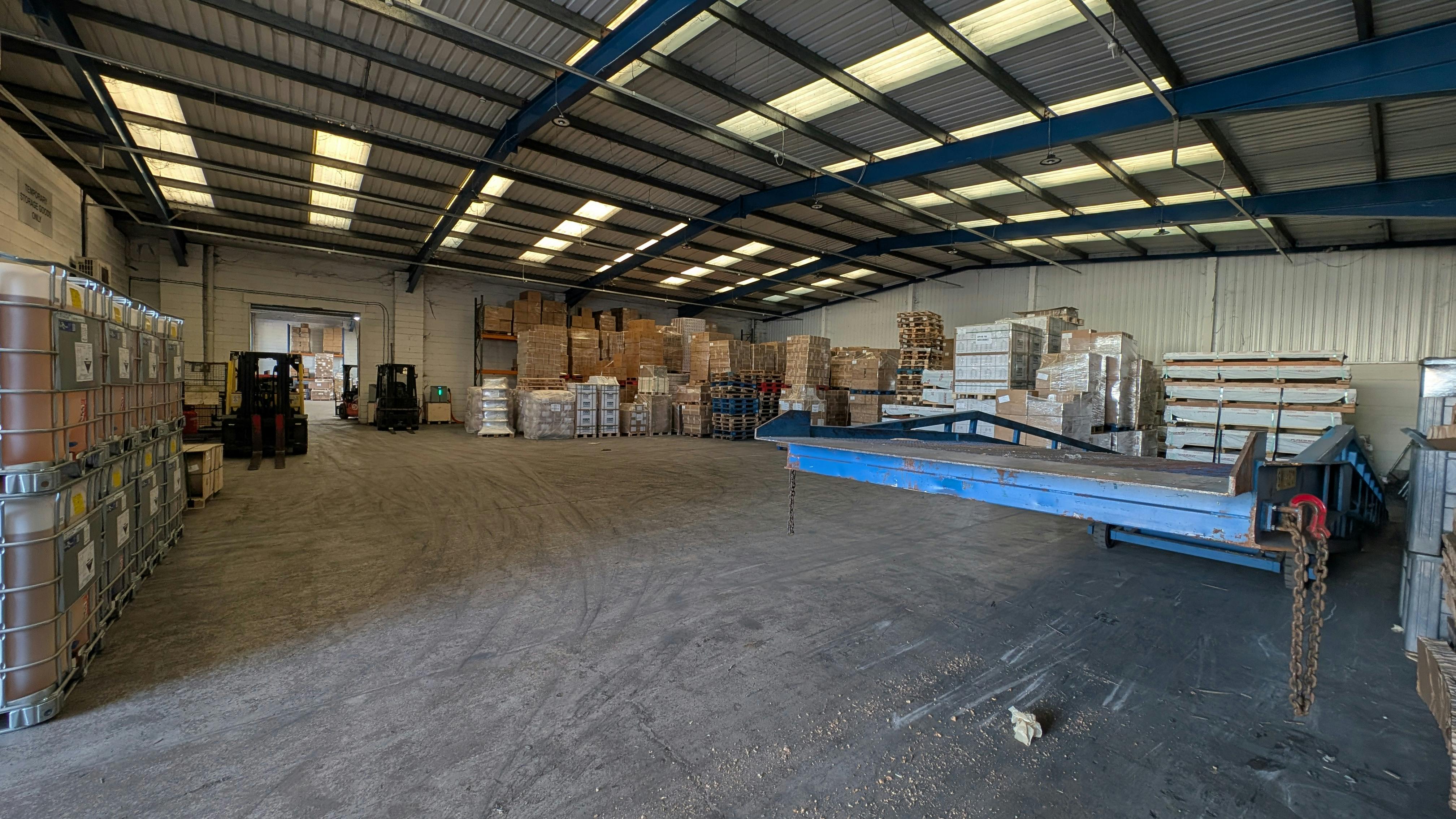 Industrial Unit in Totton - photo 2