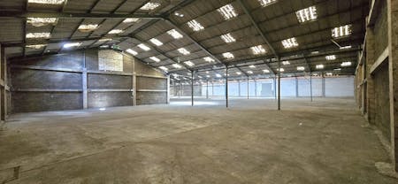 Warehouse 2B, Rippleside Commercial Estate,, Barking, Industrial / Industrial/Logistics / Warehouse To Let - 6707b56b1be4a5275aabce635e751568-20240624-1204360.jpg
