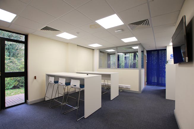 Armitage House, Wakefield, Offices To Let - H7D_3109.JPG