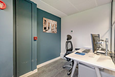 4th Floor, 22 City Road, London, Office To Let - 8626600interior11800.jpg