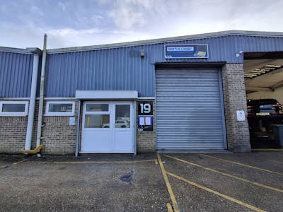 Unit 19 West Howe Industrial Estate, Bournemouth, Trade Counter / Showroom / Industrial / Warehouse To Let - 20260220_161231.jpg