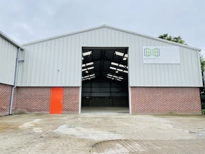 Unit 7, Bury, Industrial / Light Industrial To Let - IMG_E2026.JPG