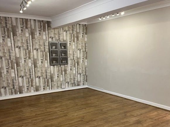 Unit 11C Cobb's Quay Marina, Woodlands Avenue, Poole, Office / Retail & Leisure To Let - Picture3.jpg