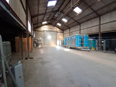 Newlands Barn, Fareham, Industrial / Warehouse To Let - 20260922_091106.jpg