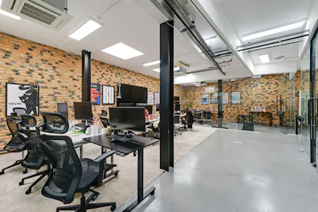 Studio 3, The Courtyard, Willesden, Office To Let - 54562 Hi res (7).jpg