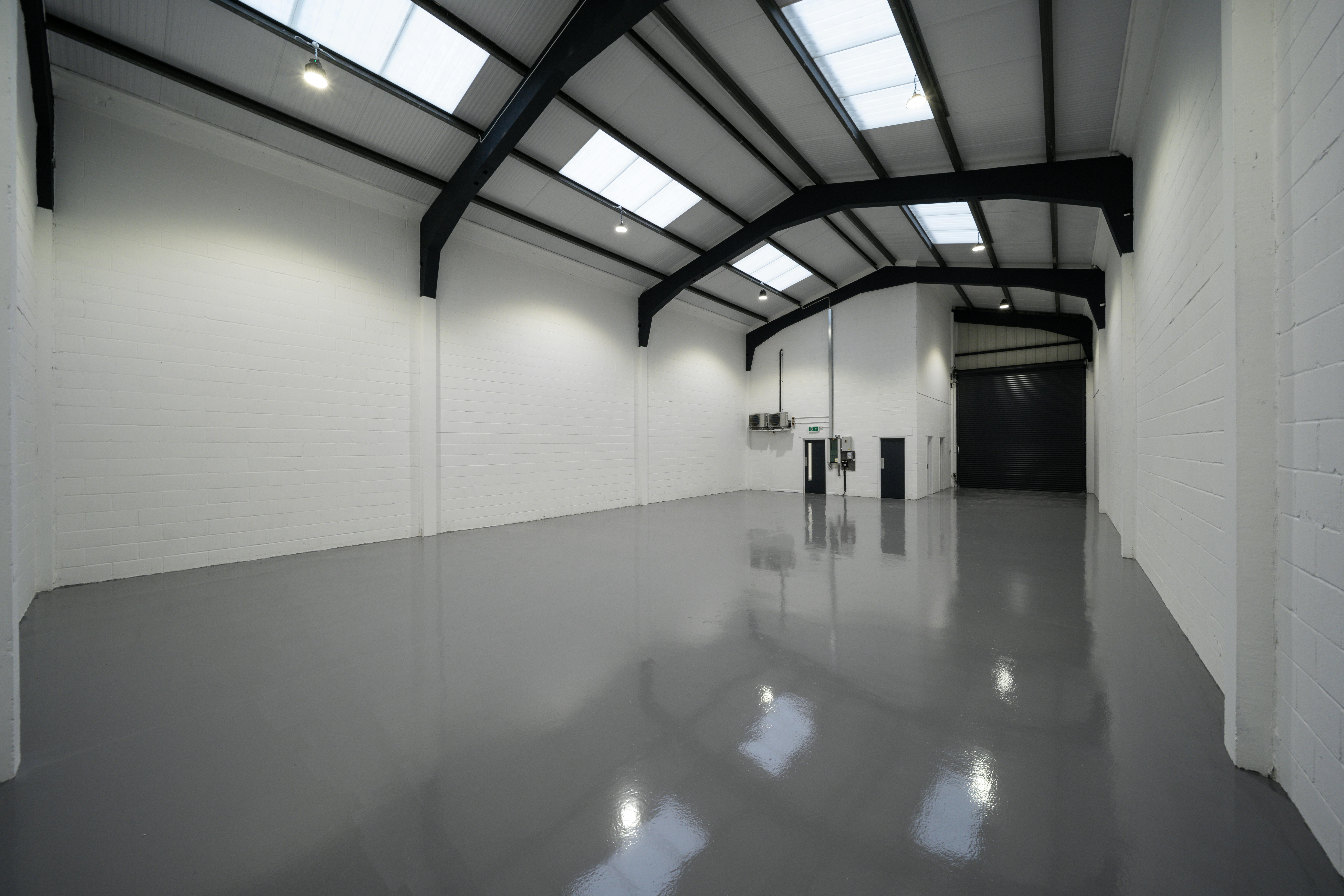 Industrial Unit in Tottenham - photo 2