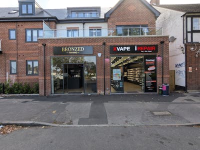 Unit 2, 302 Woodham Lane, New Haw Addlestone, Investment / Retail For Sale - 1000004130.jpg