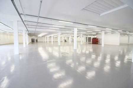 Northolt 68, Northolt, Industrial / Warehouse To Let - IMG_1936.JPG