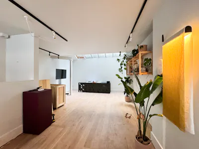 25 Lexington Street, London, Office To Let - Ground floor
