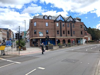 Crossweys House, 28-30 High Street, Guildford, Office To Let - PXL_20240911_112610727.jpg