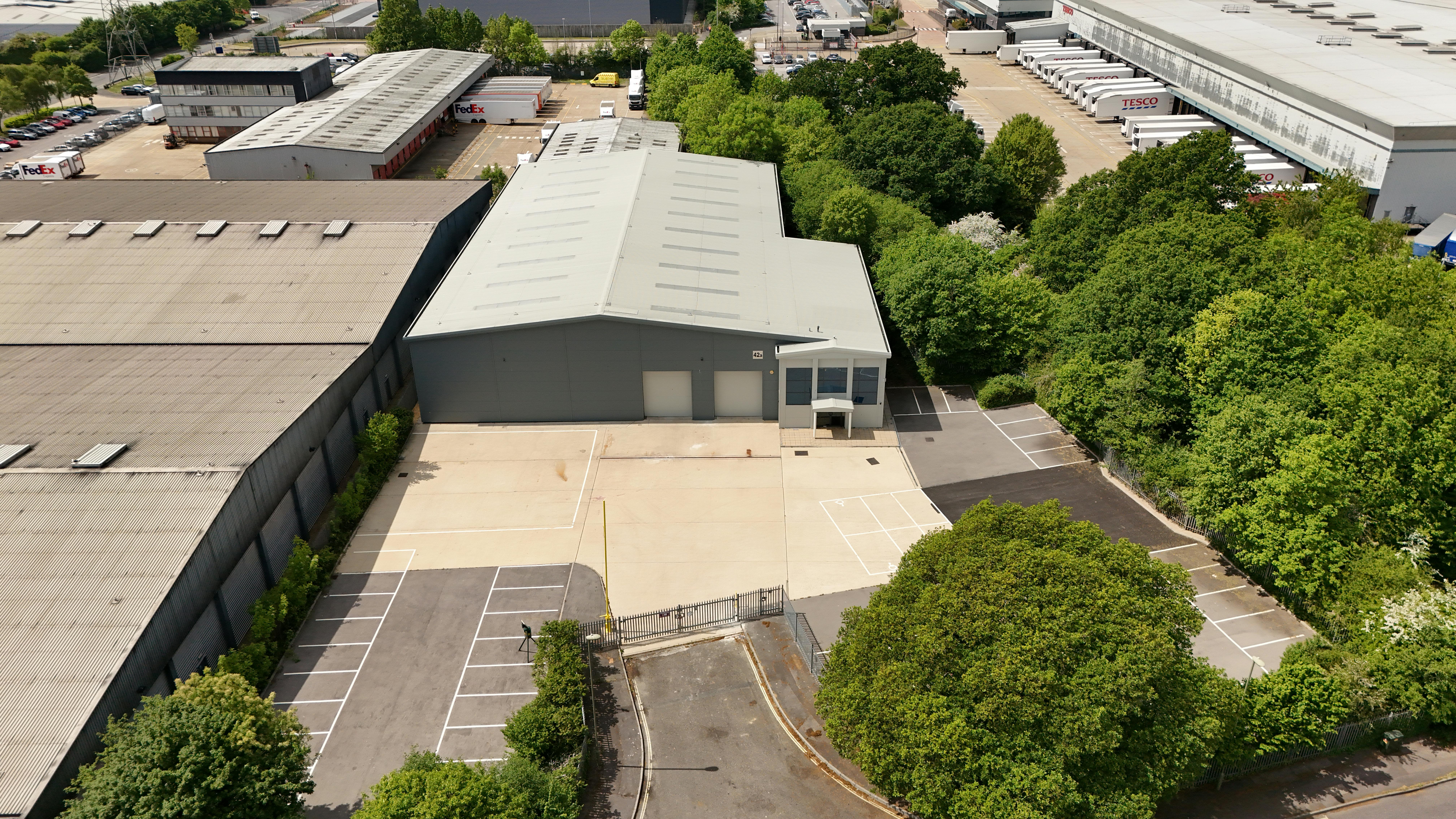 Industrial Unit in Southampton - photo 2