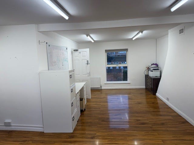 22 York Road, Northampton, 22 York Road, Northampton, Offices / Offices To Let - SF office 2.jpg