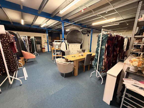Unit 17, Newlands End, Basildon, Industrial To Let - WhatsApp Image 2026-07-17 at 8.28.43 AM (2).jpeg