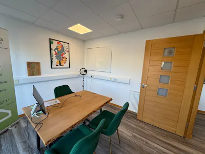 133A Glasgow Road, Bathgate, Retail To Let - WhatsApp Image 2026-05-25 at 10.27.52 (1).jpeg