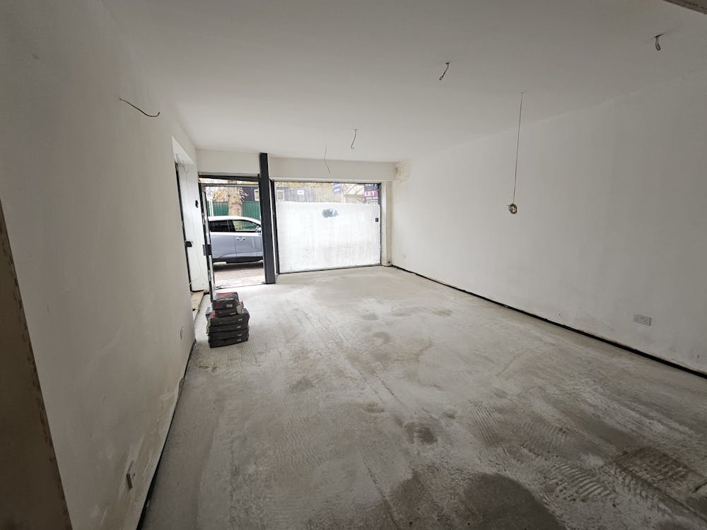 129 Manchester Road - 20241105_120341.jpg