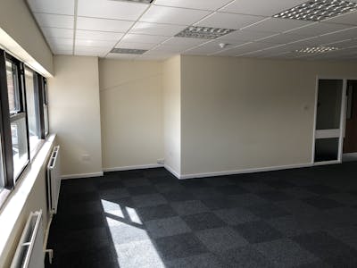Unit 31, Ashchurch Business Centre, Alexandra Way, Tewkesbury, Industrial / Industrial / Warehouse To Let - IMG_3468.JPG