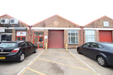 Unit 7 Quad Road, Wembley, Industrial / Warehouse To Let - 1.JPG - More details and enquiries about this property