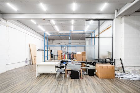 Unit 3 - 18 Plumbers Row, London, Retail To Let - Plumbers Row 18 U3 - Low Res 4.jpg