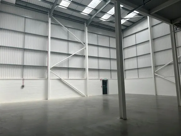 3 Ellesfield Trade Centre, Bracknell, Industrial To Let - 19.jpg