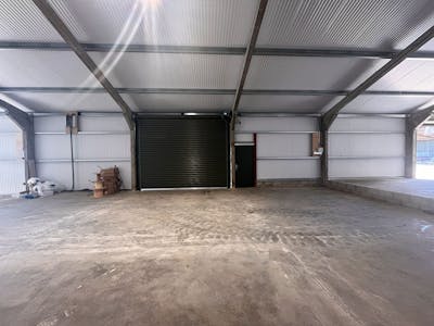 Industrial Units, Oakcroft Farm, Aylesbury, Industrial To Let - WhatsApp Image 2026-05-26 at .jpeg