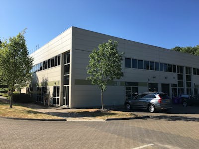 6 Millfield House, Watford, Industrial / Light Industrial / Office / Warehouse To Let - IMG_7697.JPG