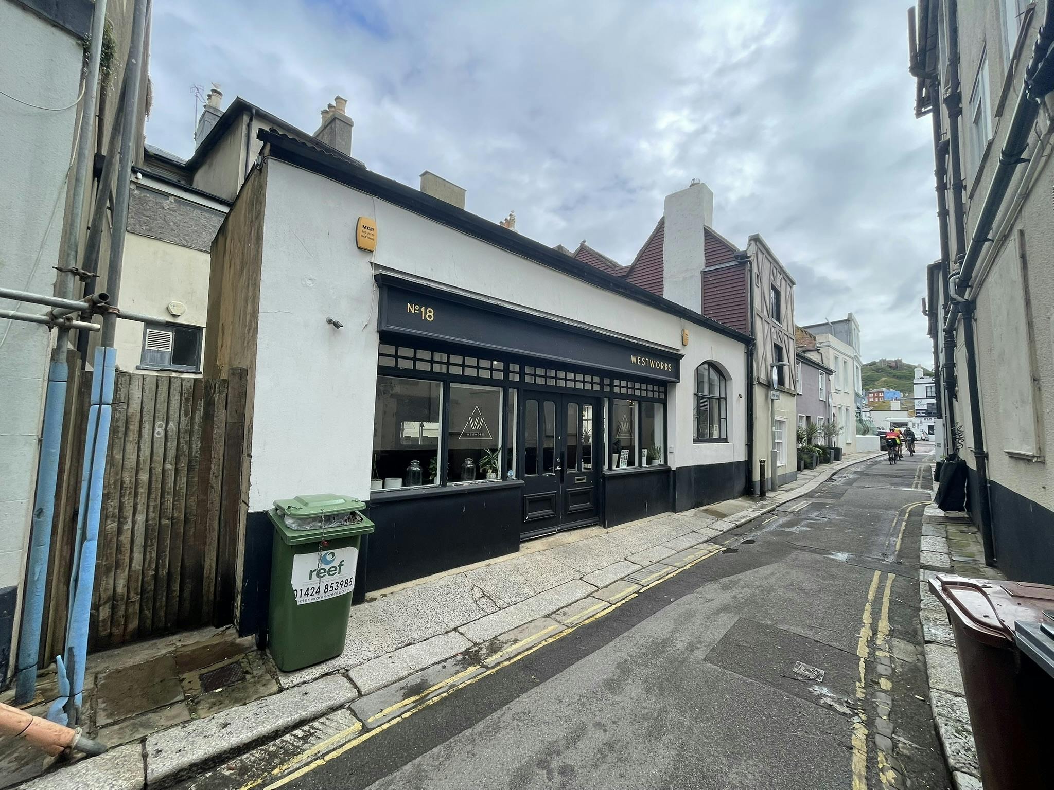 18 West Street, Hastings, Retail To Let - IMG_2478.JPEG