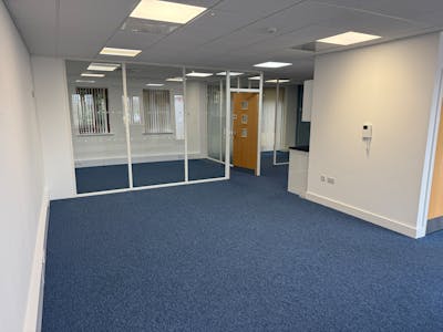 4 Chestnut Court, Jill Lane, Redditch, Office To Let - IMG_5327.JPG