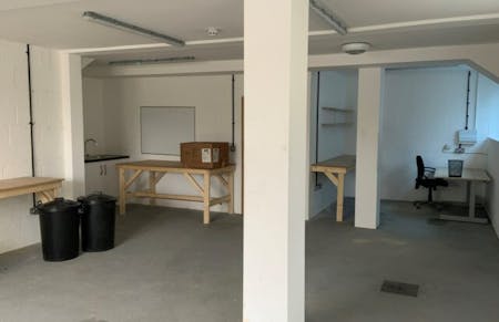 Coates A, Priory Park Industrial Estate, London Road, Tetbury, Industrial / Warehouse To Let - Coates-A-Workshop-to-Let-Internal-1-641x415.jpg