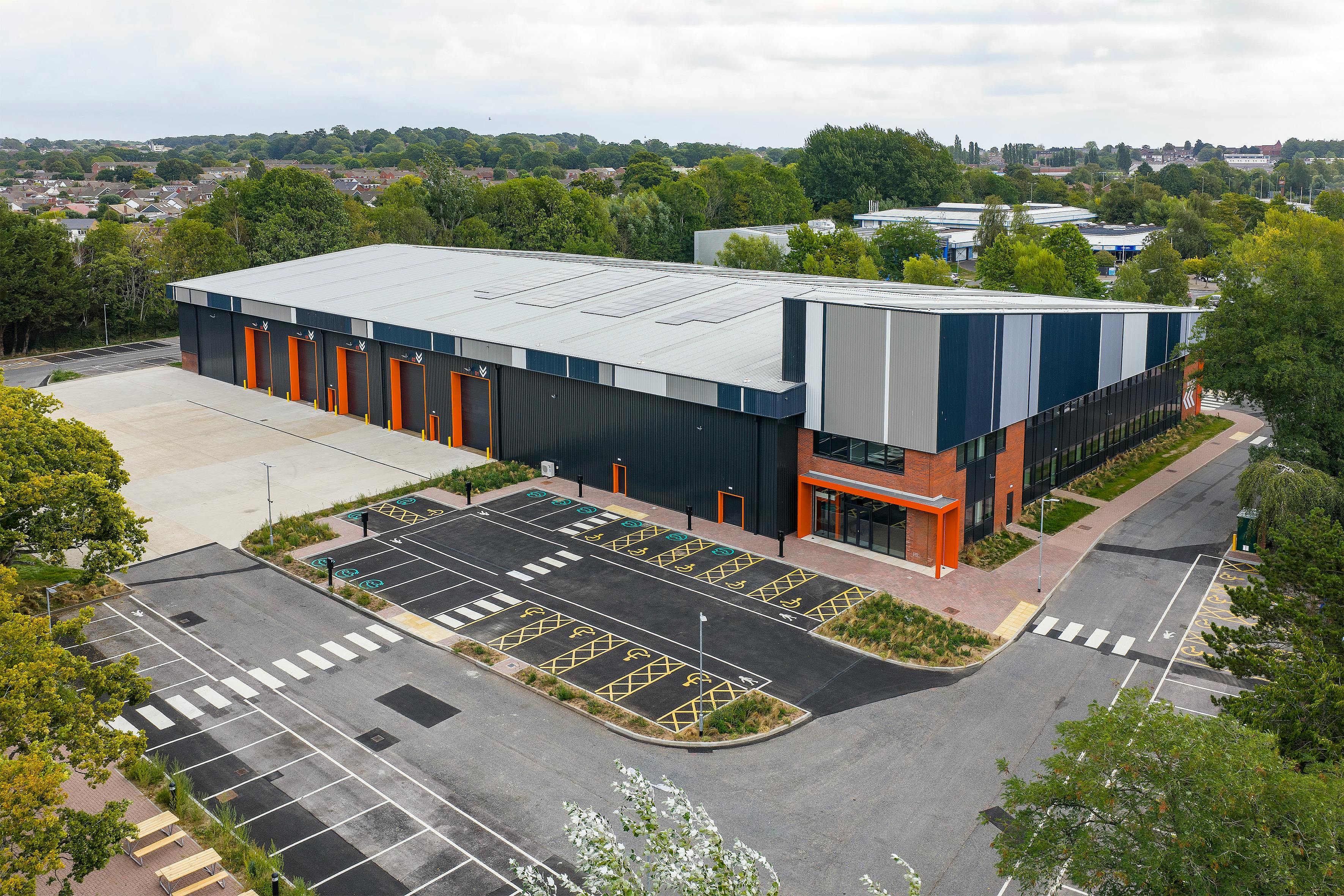 Industrial Unit in Waterlooville - photo 4