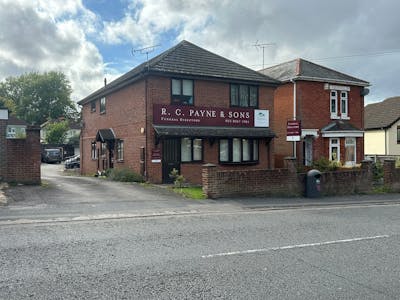 161 Woodmill Lane, Southampton, Residential / Retail For Sale - IMG20250919WA0027.jpg