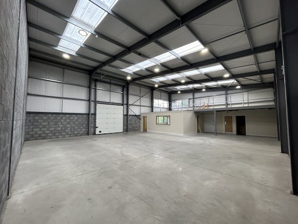 Unit K9, Rockhaven Park, Swindon, Industrial / Other To Let - IMG_4364.jpg