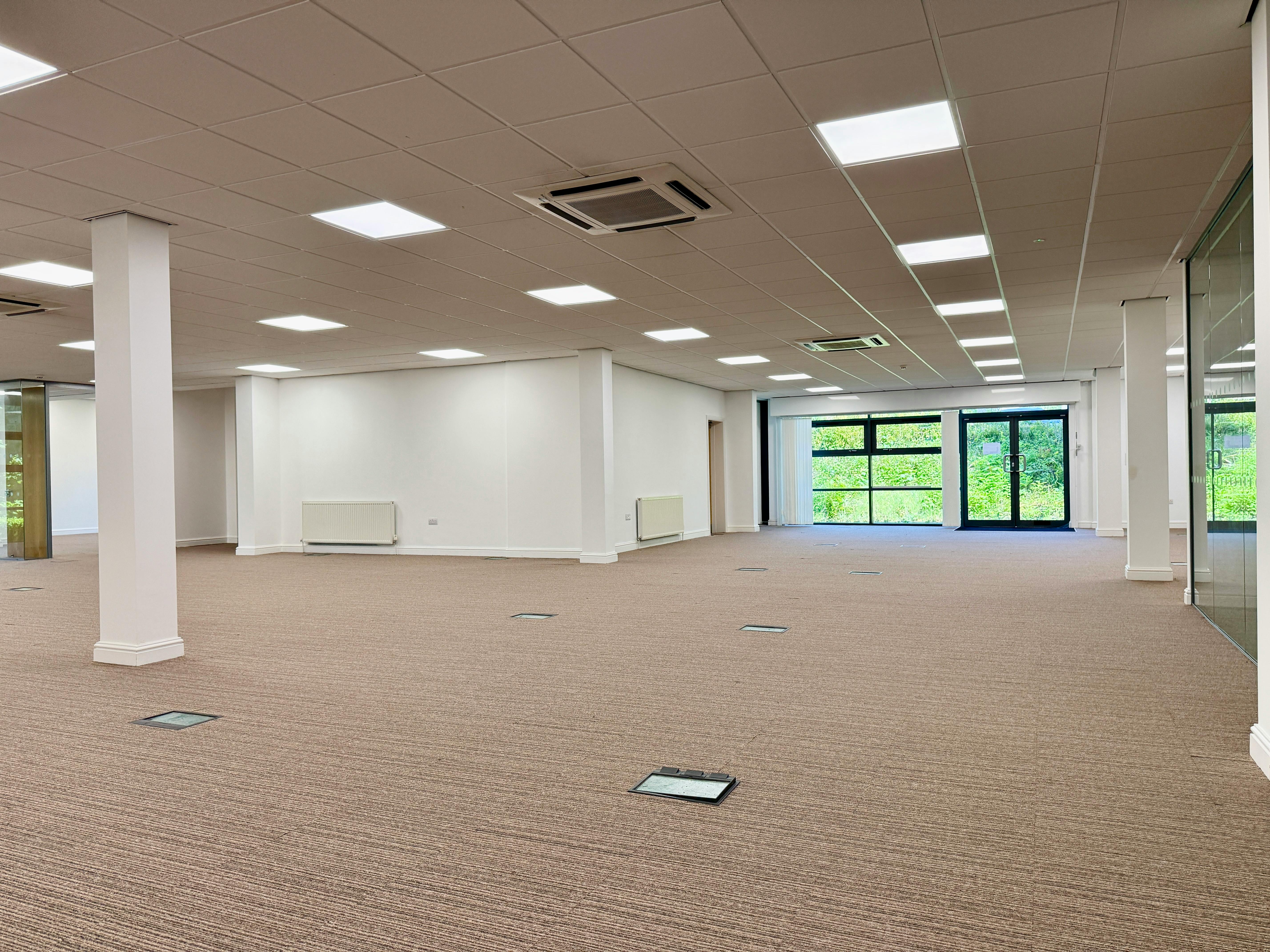 Nicholson House, Elmete Hall, Leeds, Office To Let - IMG_7201.jpg