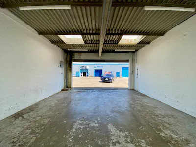 Unit S10, Newport Business Centre, Newport, Industrial To Let - S10 06.jpg