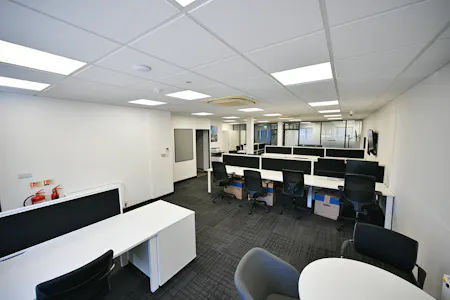 Unit A2 Windsor Place, Crawley, Office To Let - people images statom-1.jpg