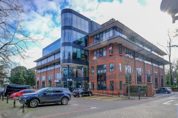 3 London Square, Guildford, Offices To Let - DSCF0407.jpg